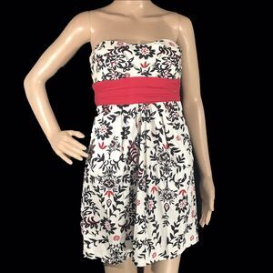Speechless Dress Junior 7 Cream Black Red Floral Belt Strapless Pocket Party